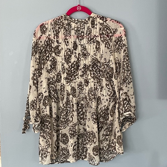 Coldwater Creek Sheer Tunic EUC - Picture 3 of 5